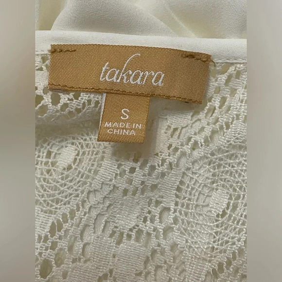 🤍 Takara Beautiful Puff Sleeve Lace Top Small - Picture 5 of 8